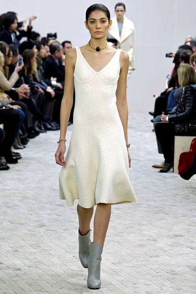 Look 2